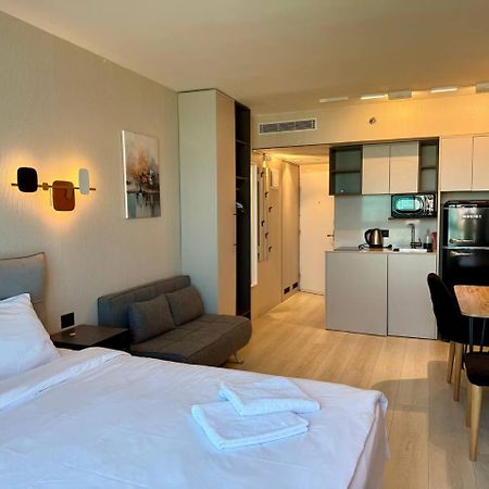 Sea Breeze Apartments Нетания Экстерьер фото