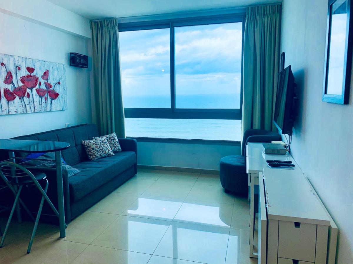 Sea Breeze Apartments Нетания Экстерьер фото