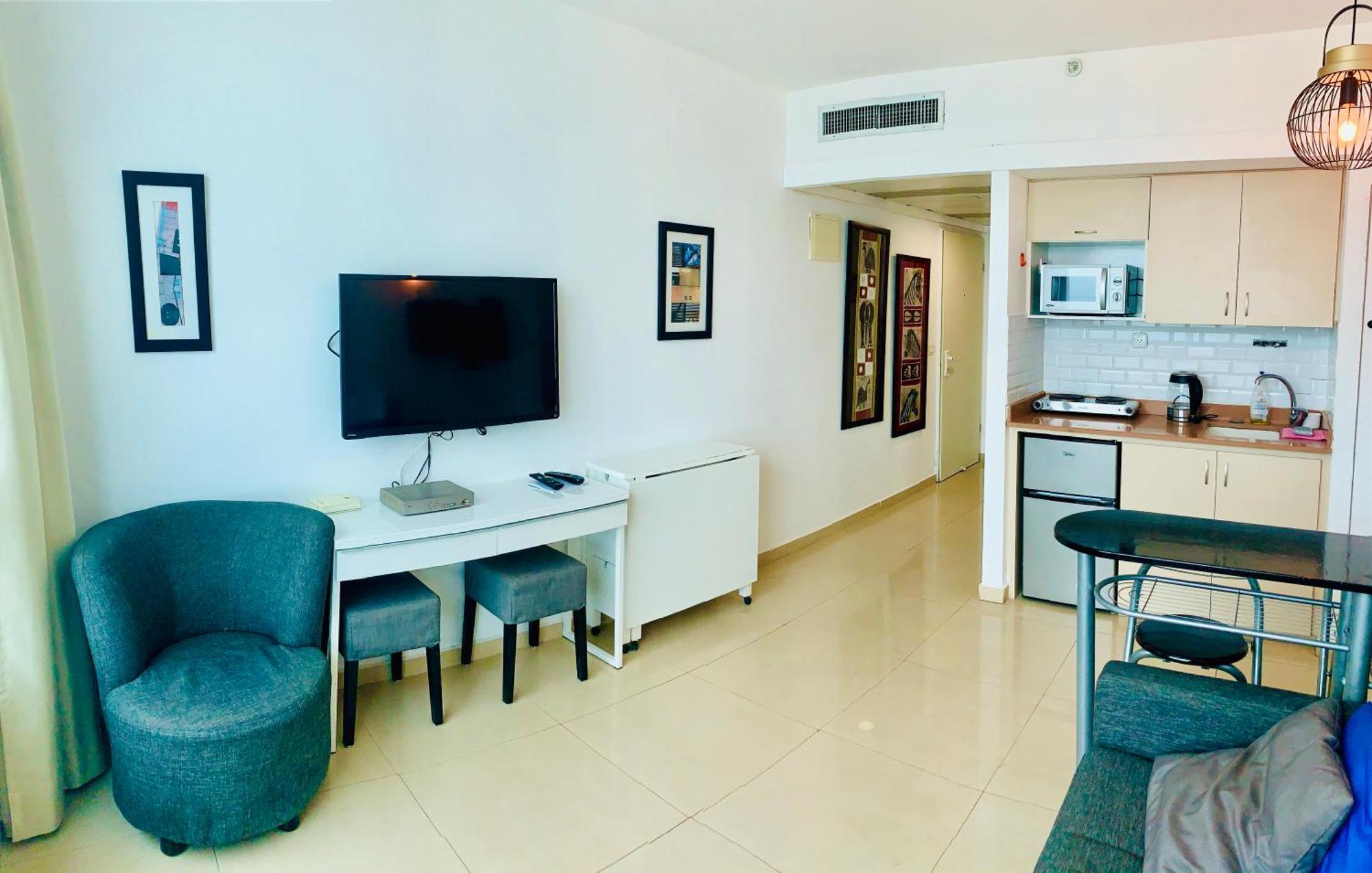 Sea Breeze Apartments Нетания Экстерьер фото