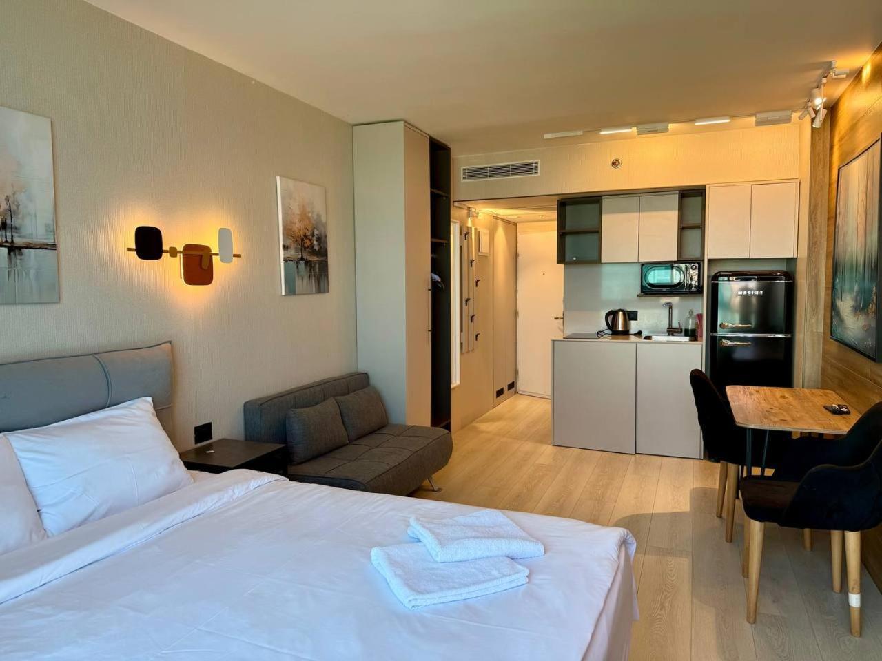 Sea Breeze Apartments Нетания Экстерьер фото