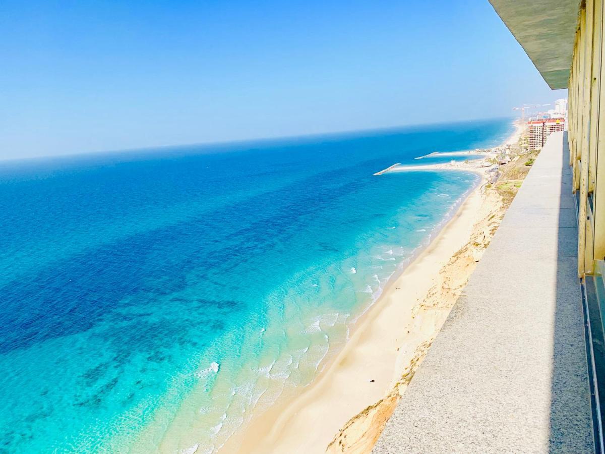 Sea Breeze Apartments Нетания Экстерьер фото