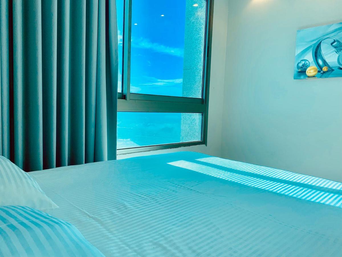 Sea Breeze Apartments Нетания Экстерьер фото