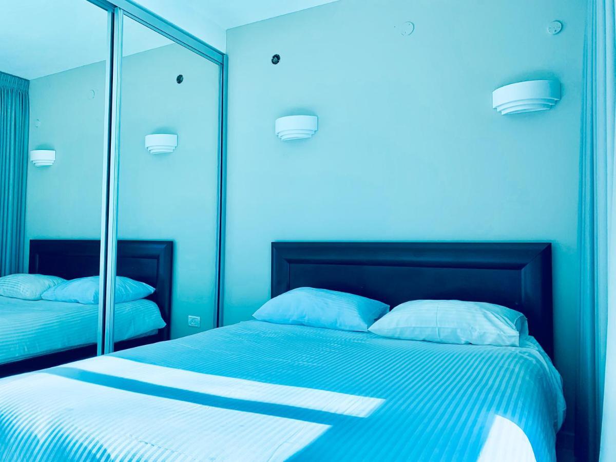Sea Breeze Apartments Нетания Экстерьер фото